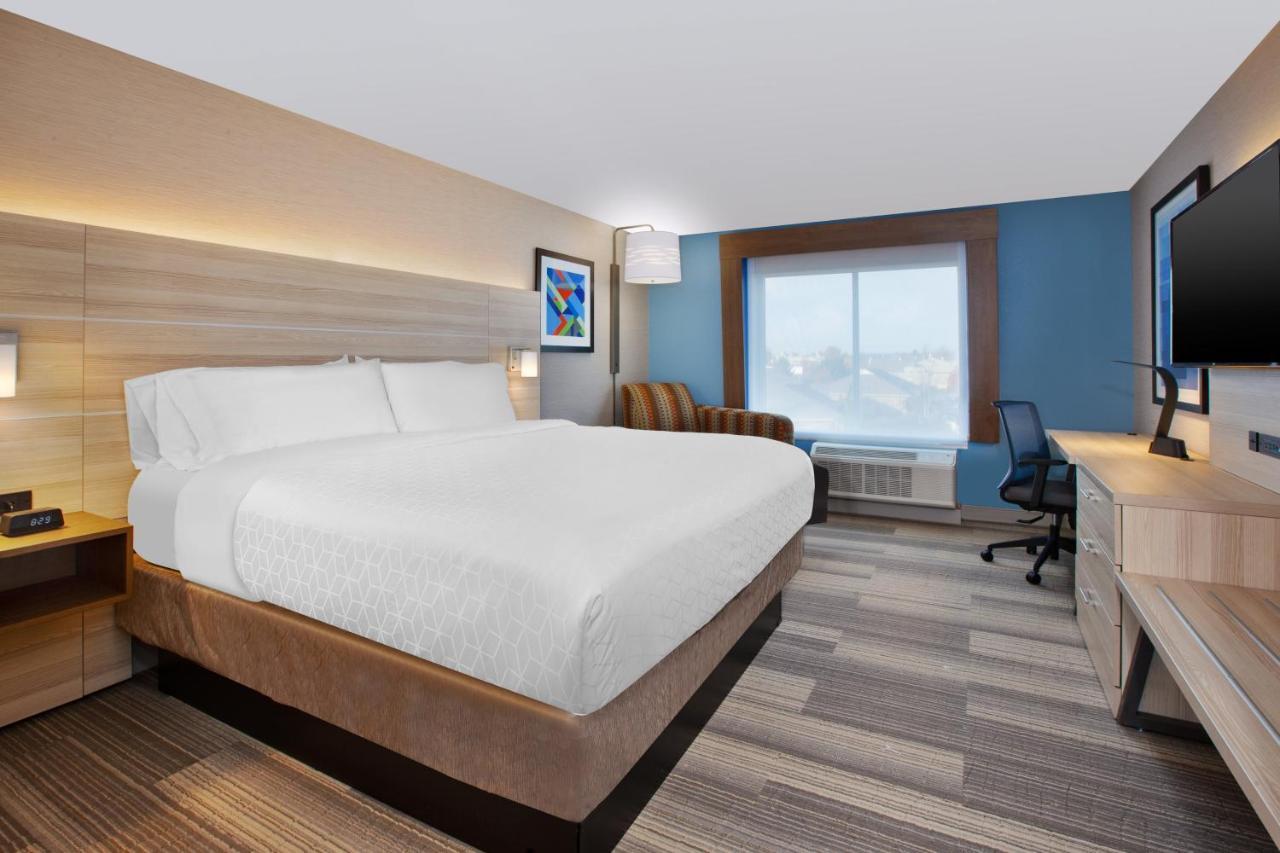 Holiday Inn Express & Suites Wooster By Ihg Exterior photo